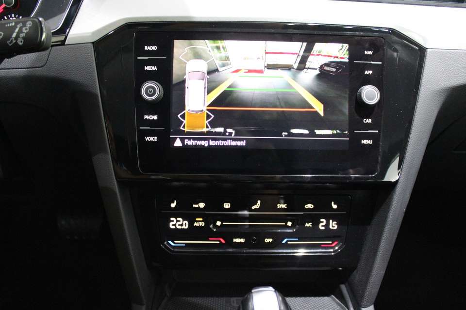 Volkswagen Passat Variant - Imagem 10
