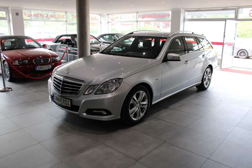Mercedes-Benz E 250 - Imagem 1