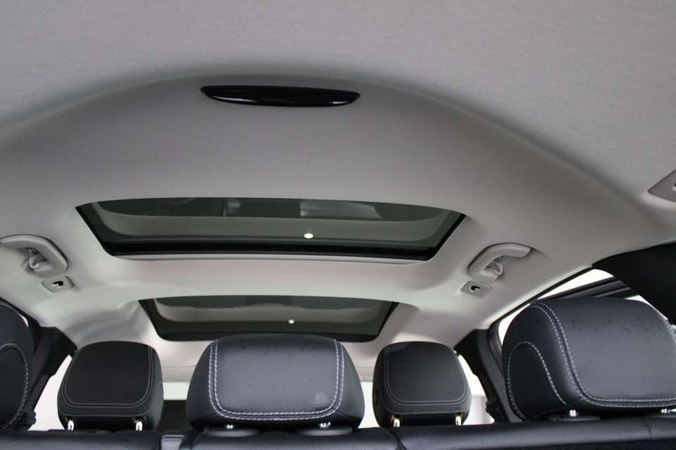 Mercedes-Benz GLC 220 - Imagem 13
