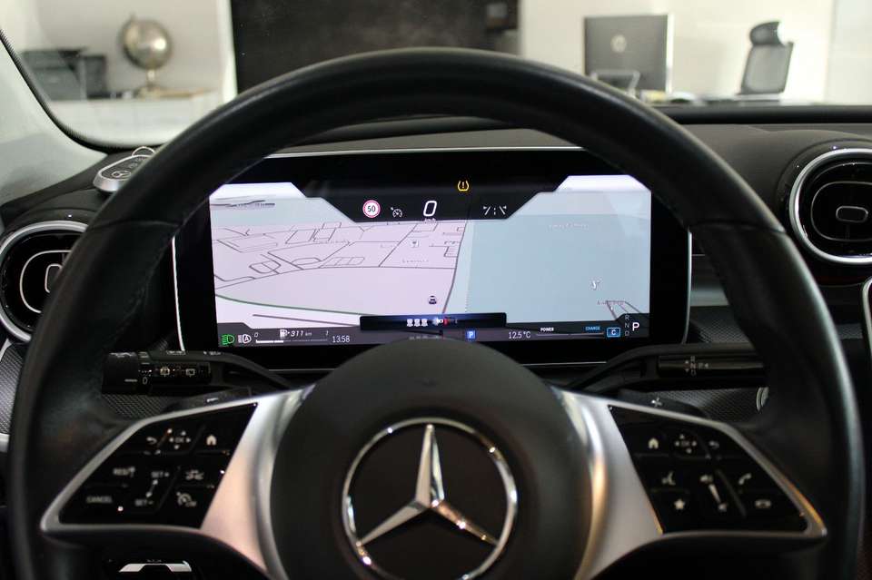 Mercedes-Benz C 200 - Imagem 9