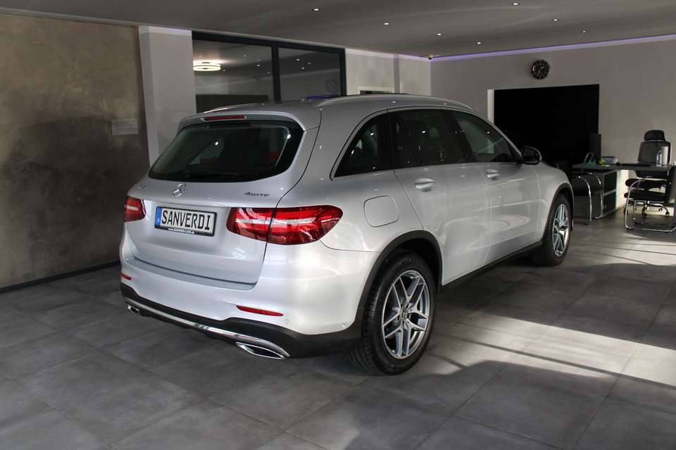 Mercedes-Benz GLC 220 - Imagem 14