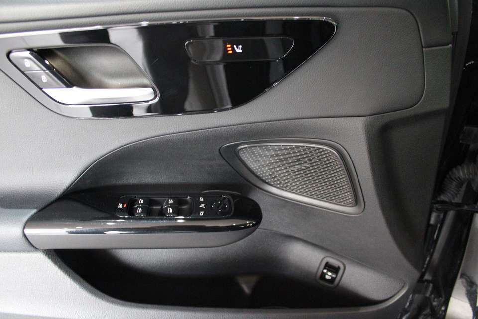Mercedes-Benz C 200 - Imagem 11