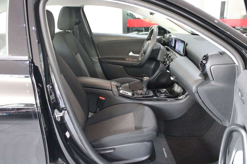 Mercedes-Benz A 180 - Imagem 8