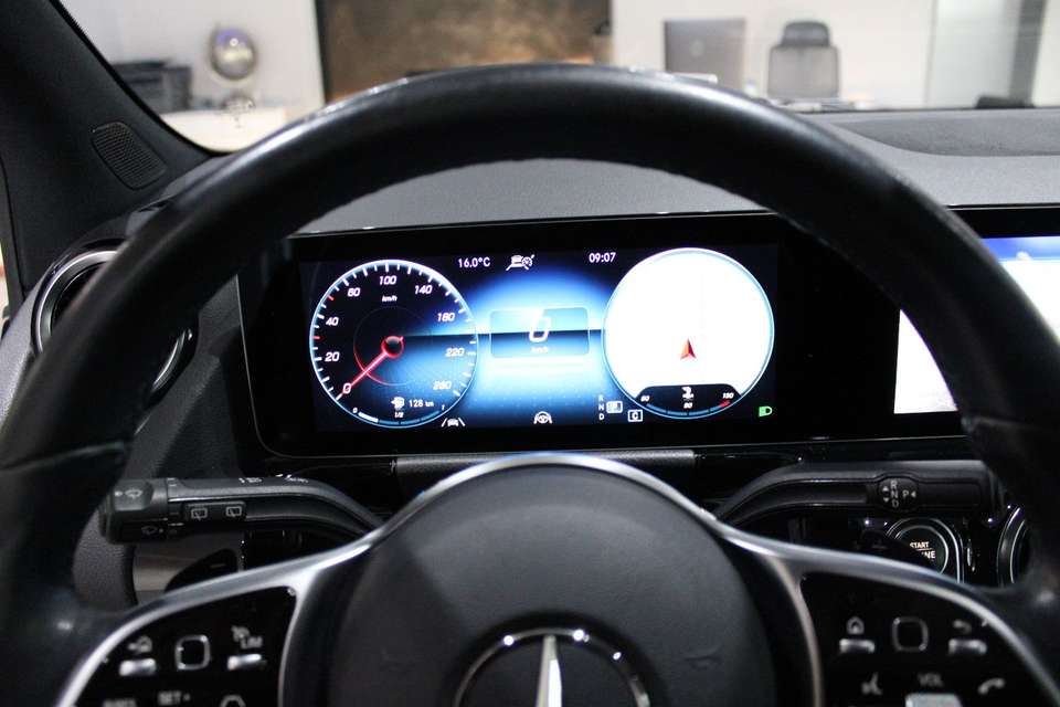 Mercedes-Benz B 220 - Imagem 9