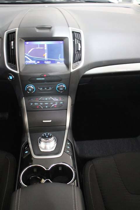 Ford S-Max - Imagem 6