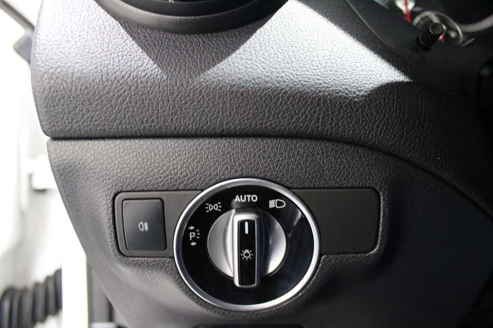 Mercedes-Benz GLA 200 - Imagem 9