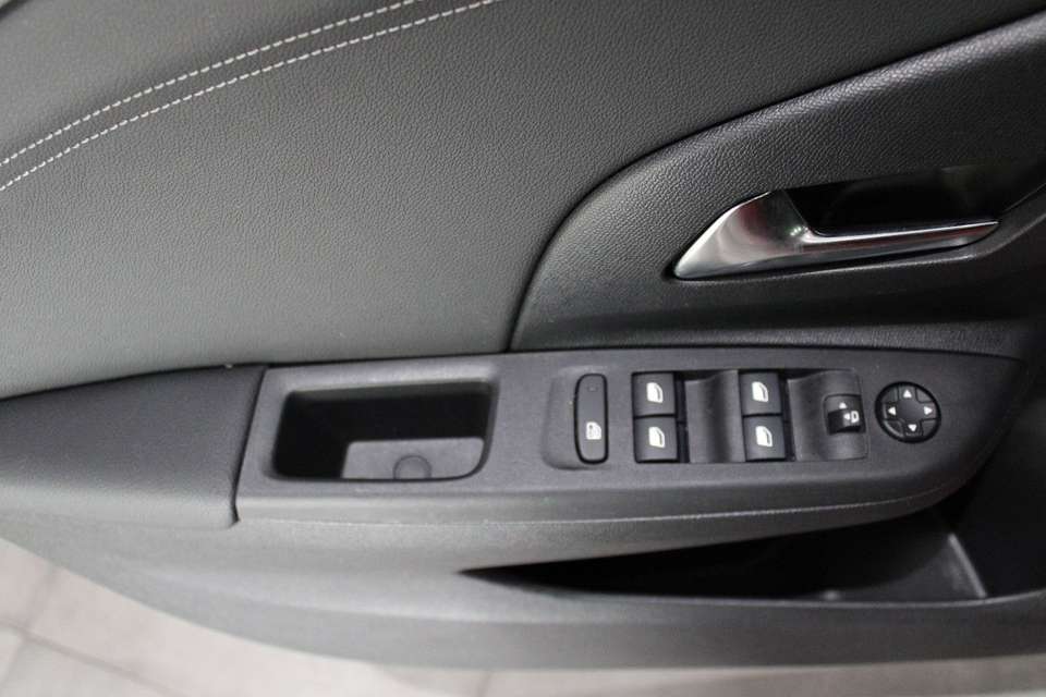 Opel Corsa - Imagem 11