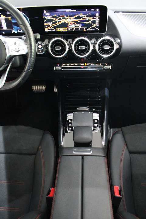 Mercedes-Benz B 250 - Imagem 6