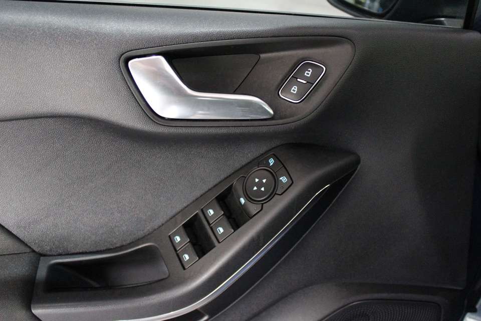 Ford Fiesta - Imagem 12