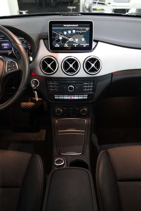 Mercedes-Benz B 200 - Imagem 6