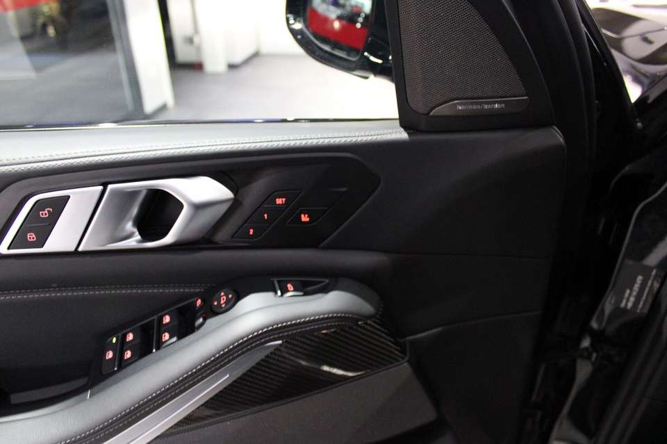 BMW X5 M - Imagem 12