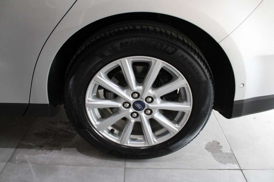 Ford S-Max - Imagem 13