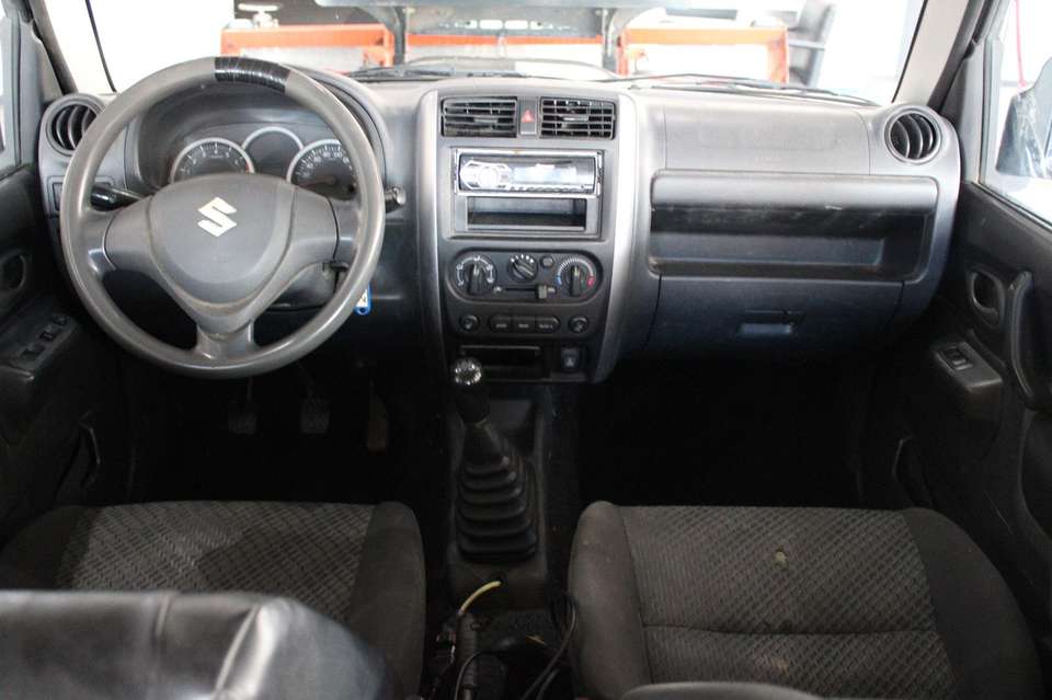 Suzuki Jimny - Imagem 4