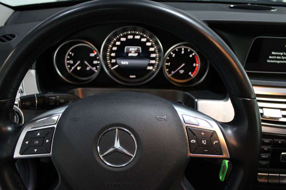 Mercedes-Benz E 250 - Imagem 9