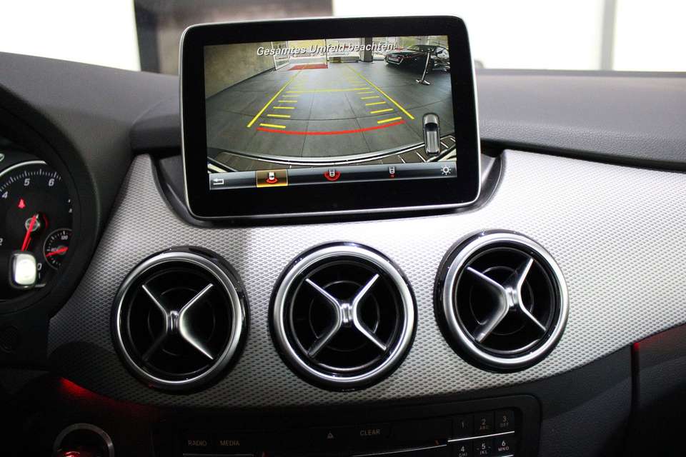 Mercedes-Benz B 200 - Imagem 10