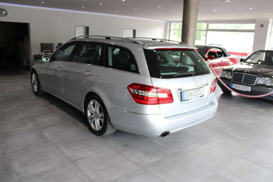 Mercedes-Benz E 250 - Imagem 15