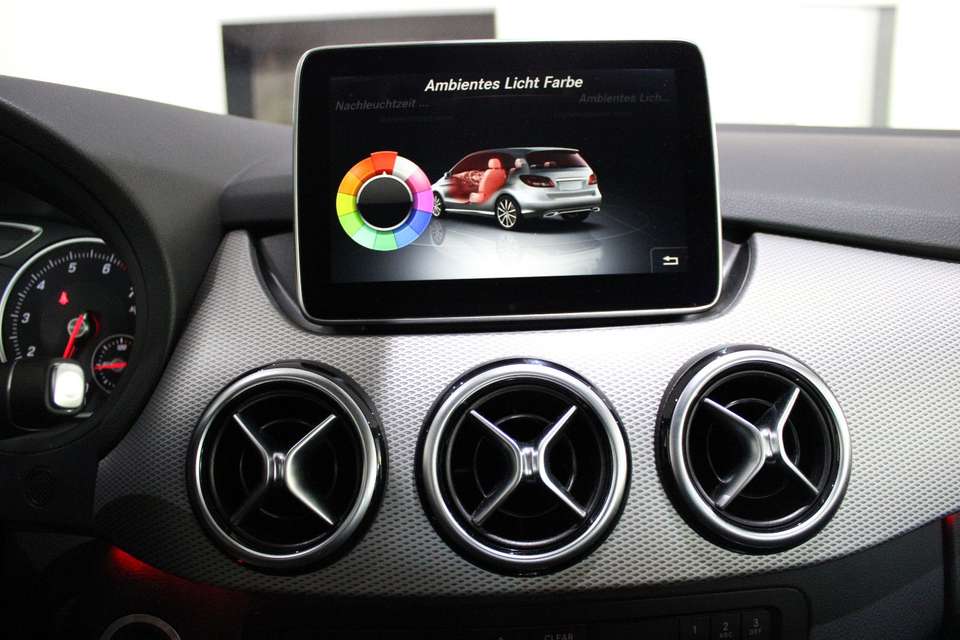 Mercedes-Benz B 200 - Imagem 11