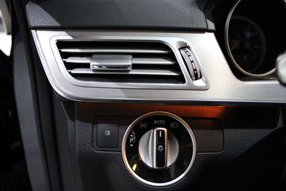 Mercedes-Benz E 250 - Imagem 11