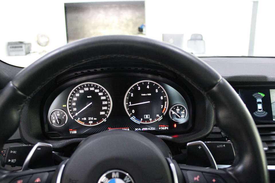 BMW X4 M - Imagem 9