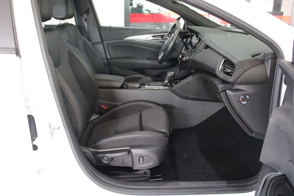 Opel Insignia - Imagem 8