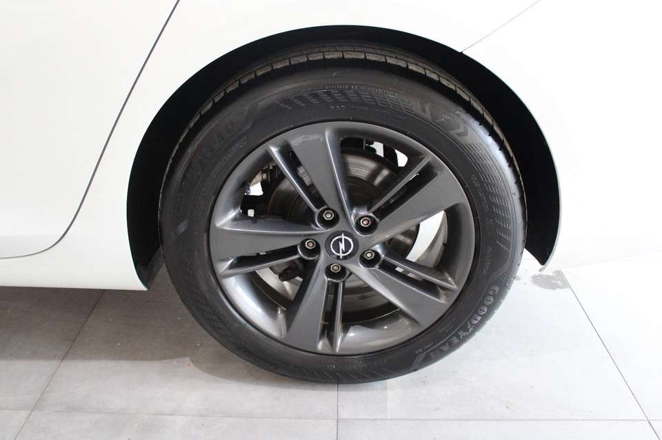 Opel Insignia - Imagem 12