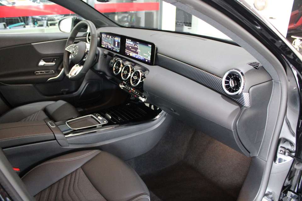 Mercedes-Benz A 180 - Imagem 5