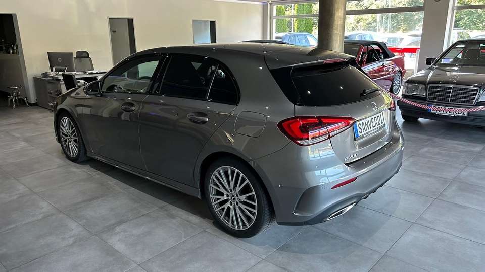 Mercedes-Benz A 200 - Imagem 14