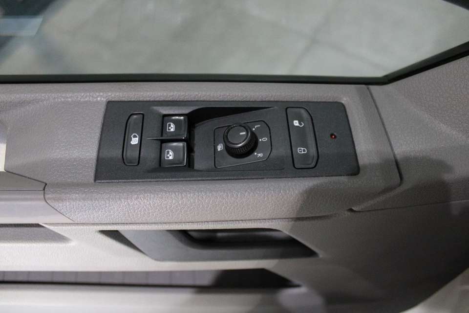 Volkswagen T6 Transporter - Imagem 10