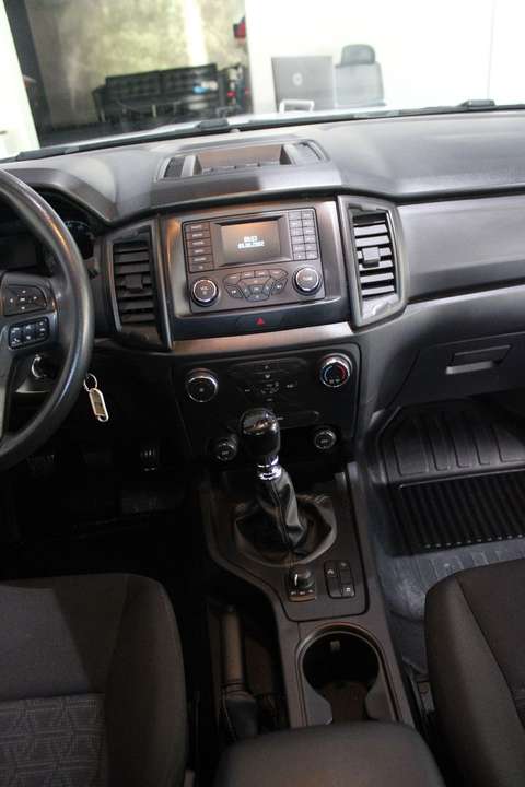 Ford Ranger - Imagem 6