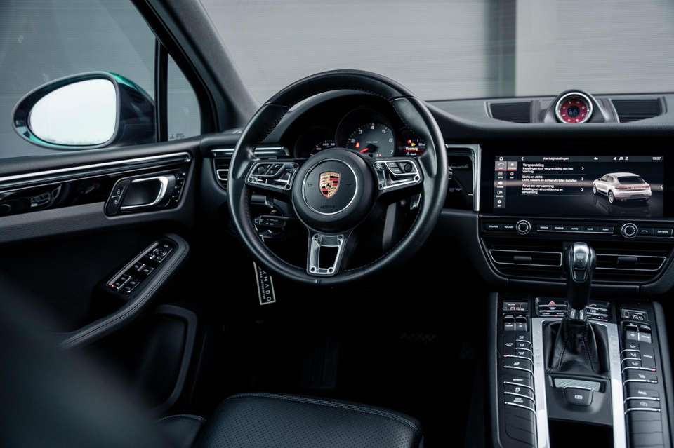 Porsche Macan - Imagem 12
