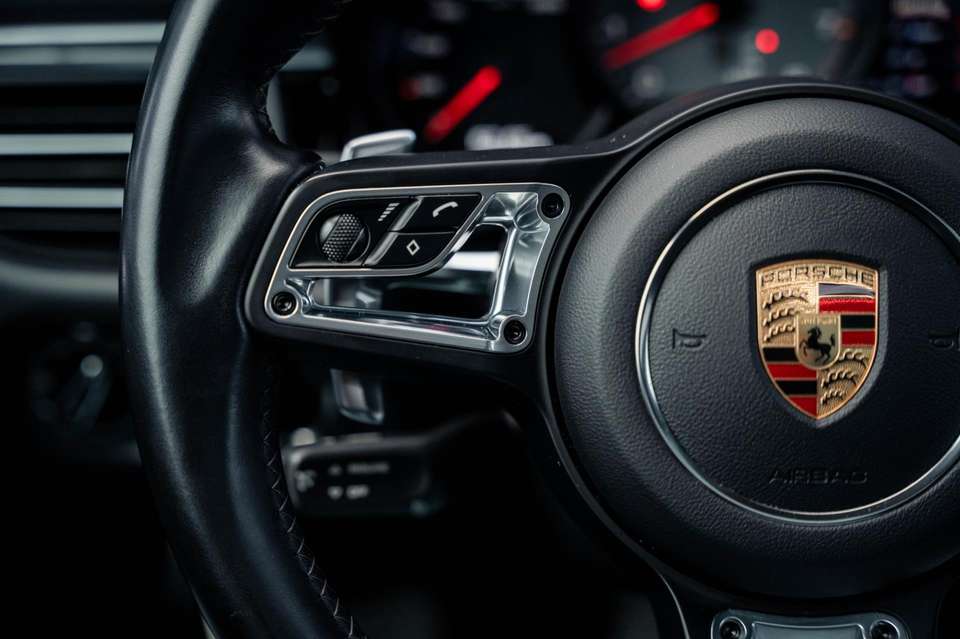 Porsche Macan - Imagem 14