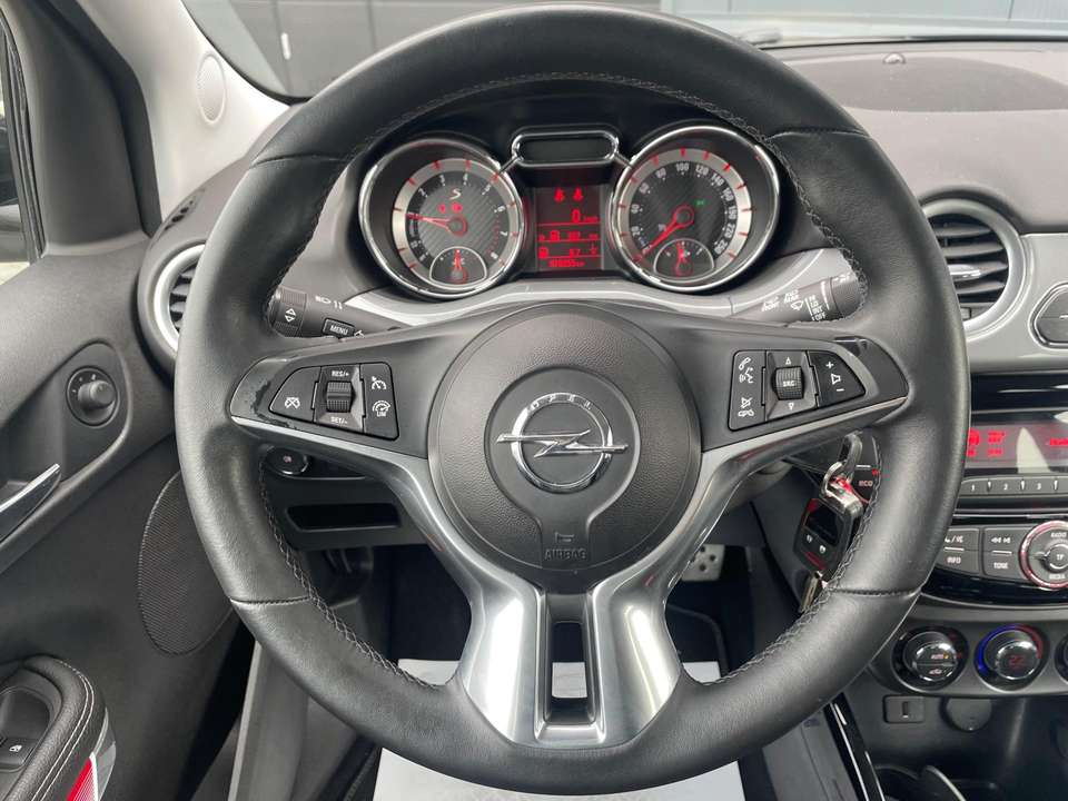 Opel Adam - Imagem 11
