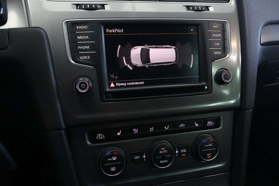 Volkswagen Golf Variant - Imagem 12