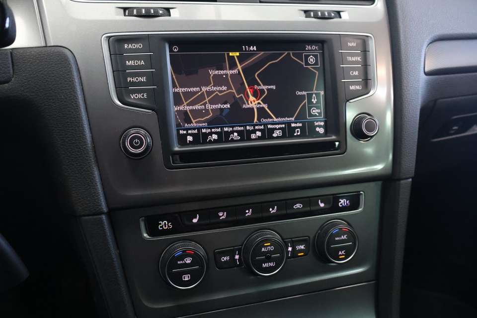 Volkswagen Golf Variant - Imagem 14