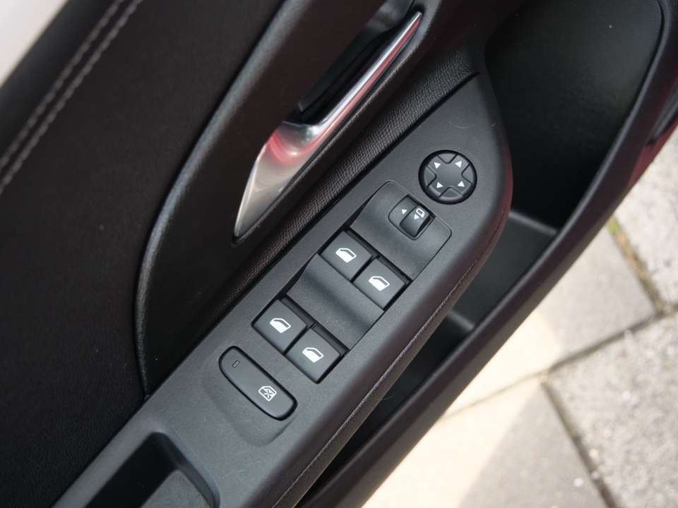 Opel Corsa - Imagem 12