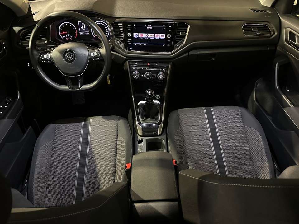 Volkswagen T-Roc - Imagem 14