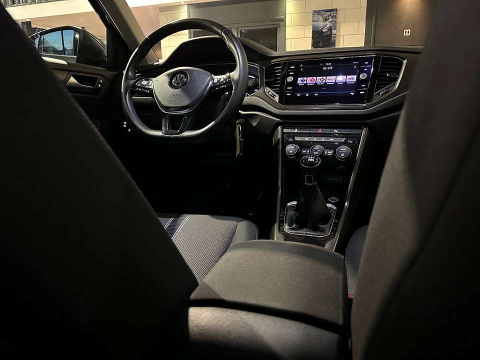 Volkswagen T-Roc - Imagem 16