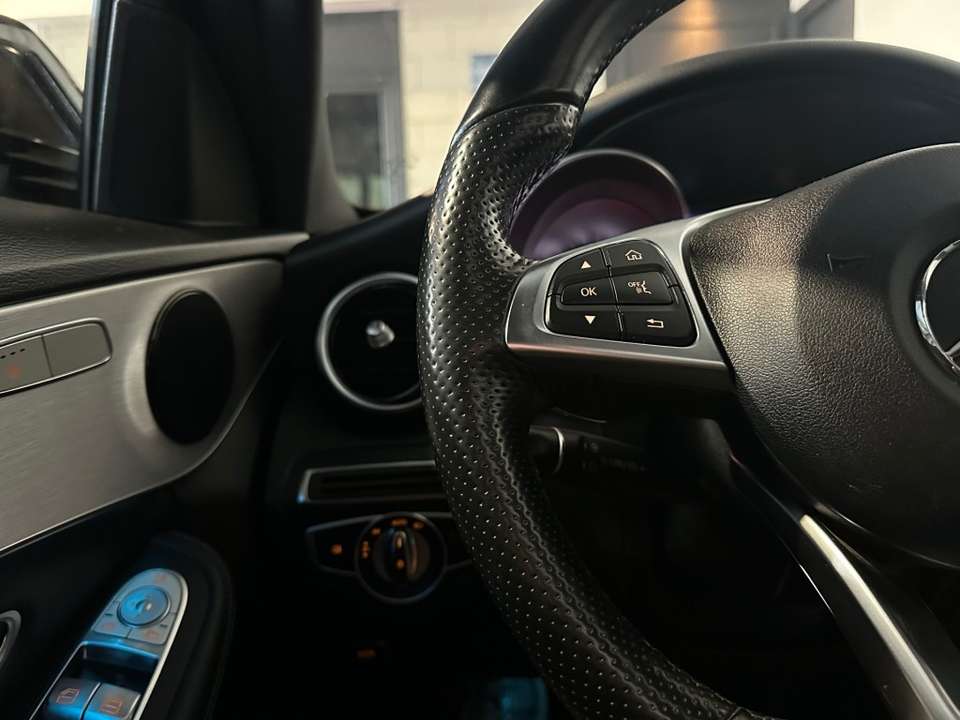 Mercedes-Benz C 180 - Imagem 18
