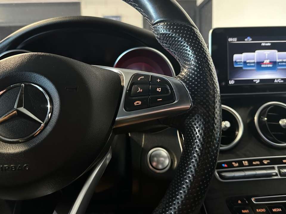 Mercedes-Benz C 180 - Imagem 19