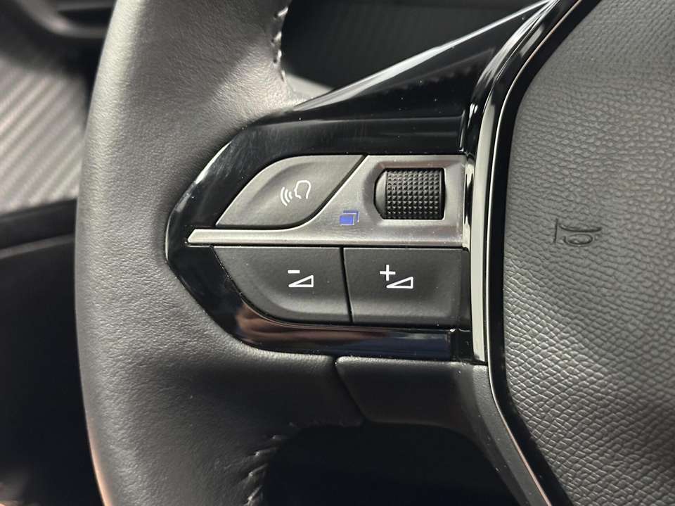Peugeot e-2008 - Imagem 19