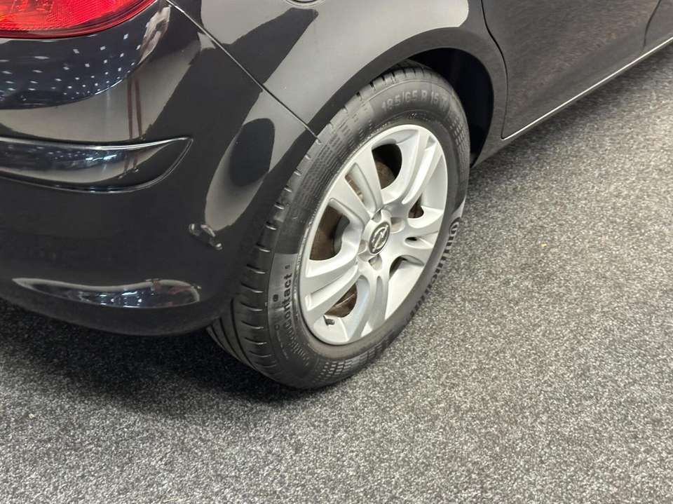 Opel Corsa - Imagem 10