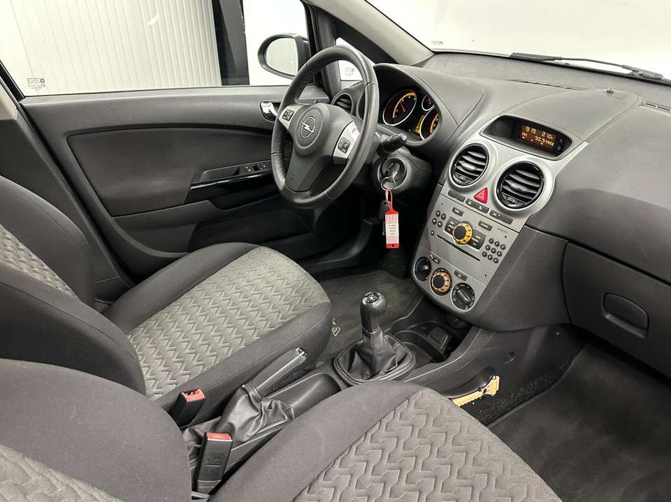 Opel Corsa - Imagem 12
