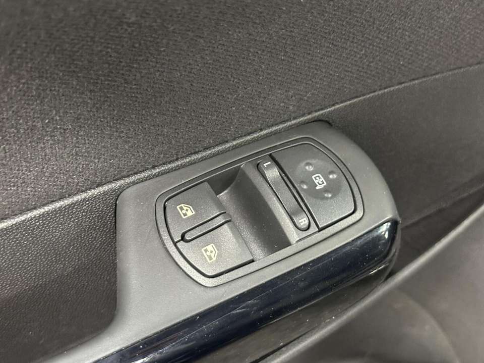 Opel Corsa - Imagem 14