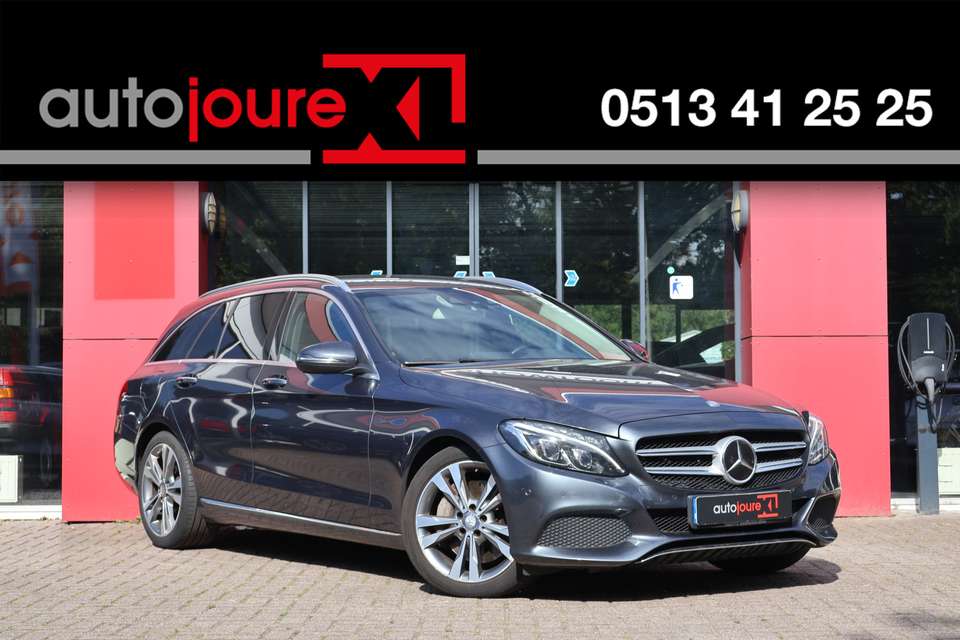 Mercedes-Benz C 400 - Imagem 1
