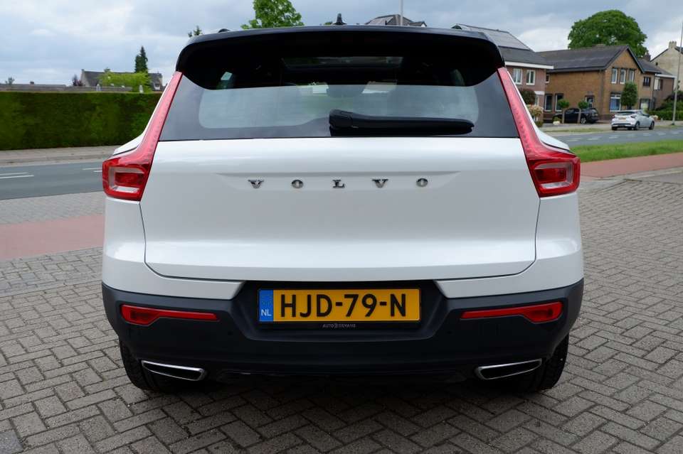 Volvo XC40 - Imagem 9