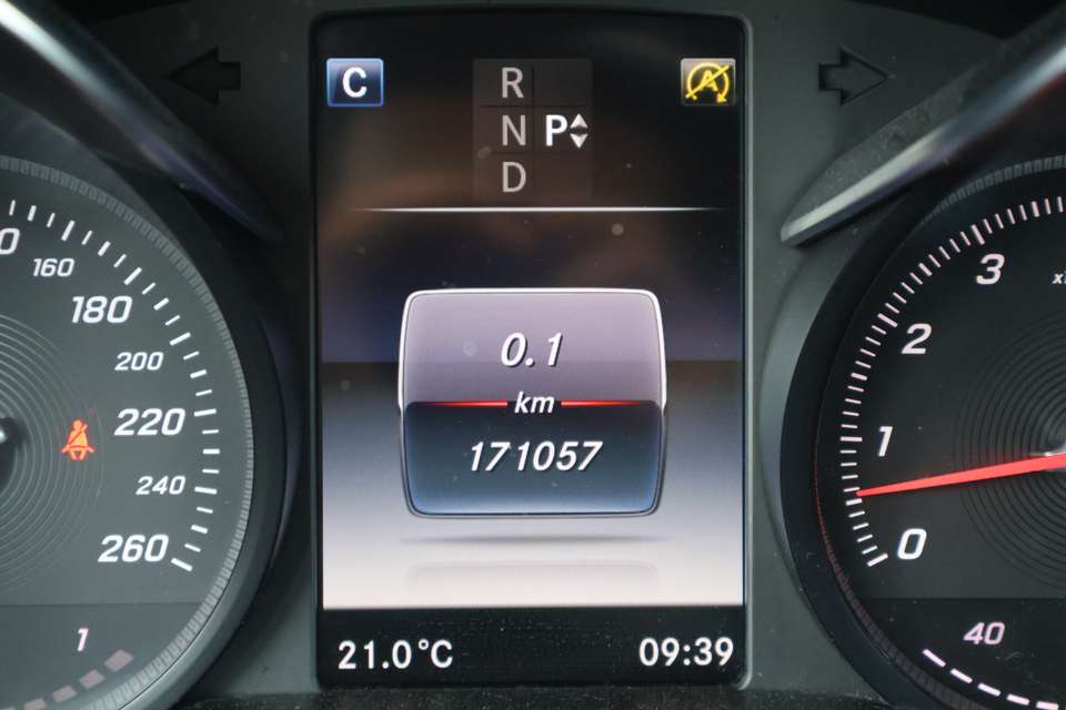 Mercedes-Benz C 400 - Imagem 10