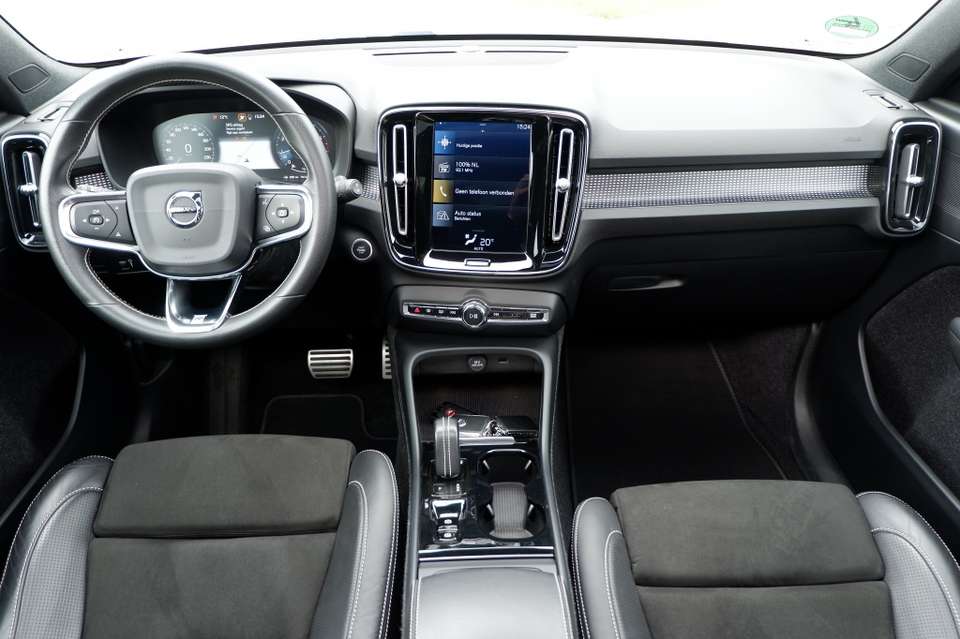 Volvo XC40 - Imagem 17