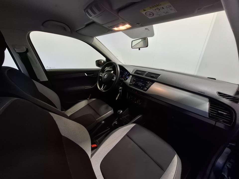 Skoda Fabia - Imagem 19