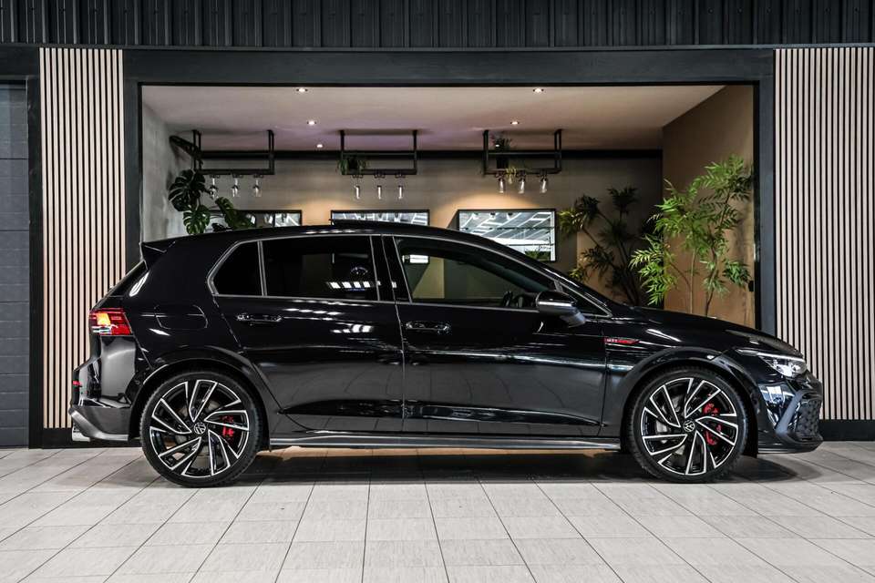 Volkswagen Golf GTI - Imagem 9