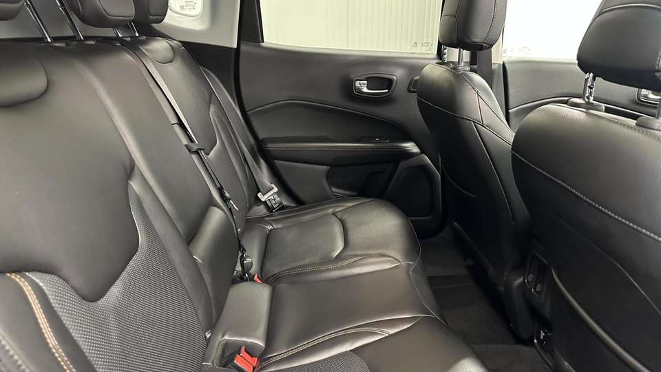 Jeep Compass - Imagem 13